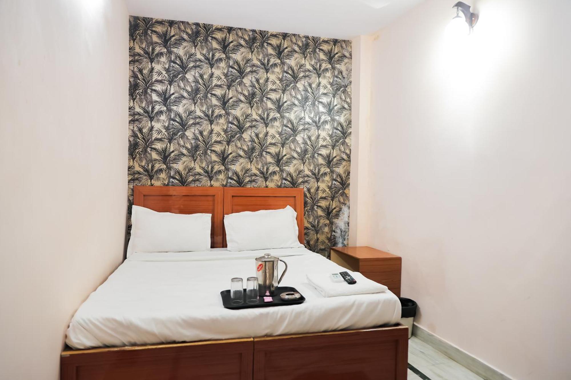 Mannat Stay Hotel - Laxmi Nagar New Delhi Eksteriør billede